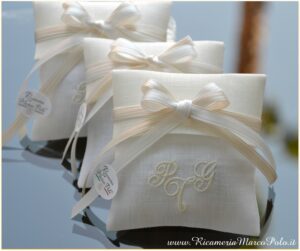 Bustina con doppio tessuto