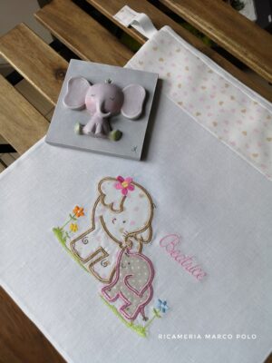 Elefantini amori di mamma. Sacca primo cambio lino panna