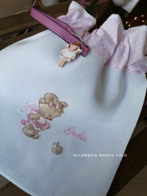 Orsetta e lumachina. Sacca primo cambio in lino panna