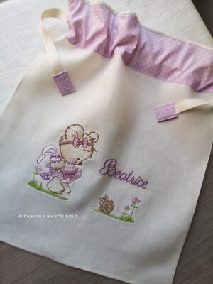 Orsetta con lumachina glicine.