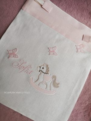 Cavalluccio e farfalle