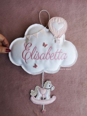Nuvola, mongolfiera e cavalluccio rosa