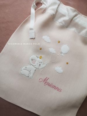 Elefantino e palloncino rosa