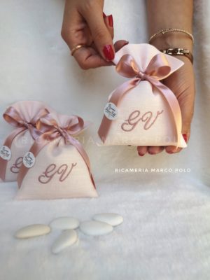 Sacchetto 10x12 lino cipria ricamo rosa antico