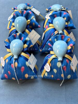 Azzurre sfumature con magnete palloncino.