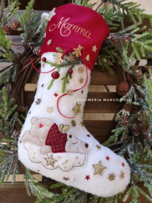 Orso che dorme sulla nuvola