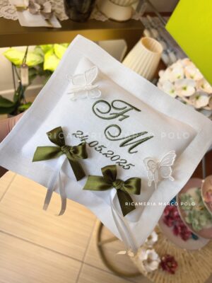 Portafedi in lino personalizzato con iniziali