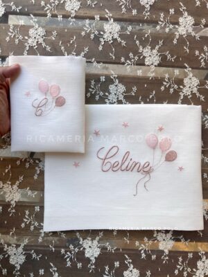 Lenzuolino lino panna ricamato in rosa