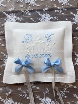 Rami d'ulivo azzurro baby portafedi lino panna